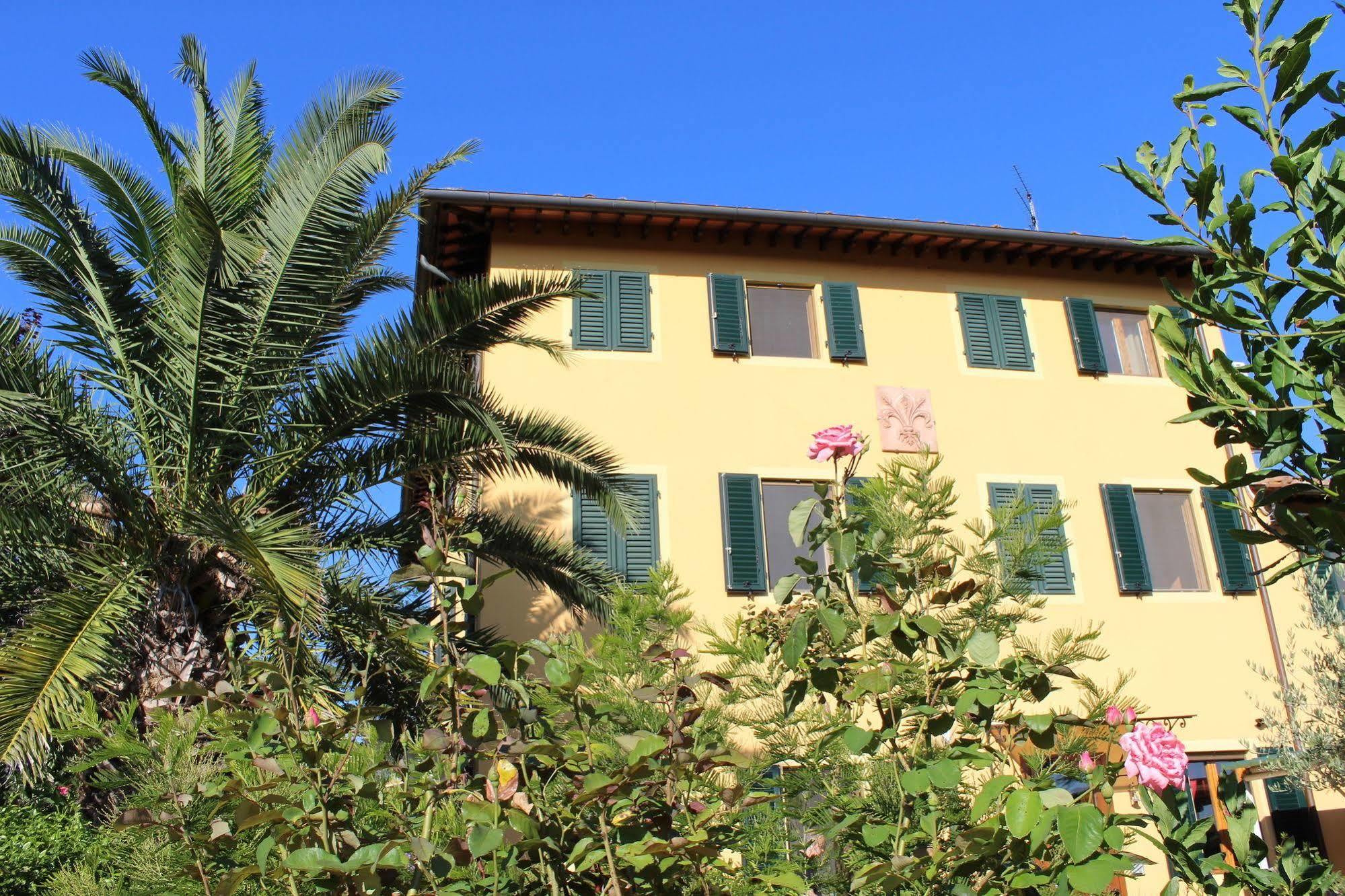 Albergo La Pieve Castelfiorentino Bagian luar foto