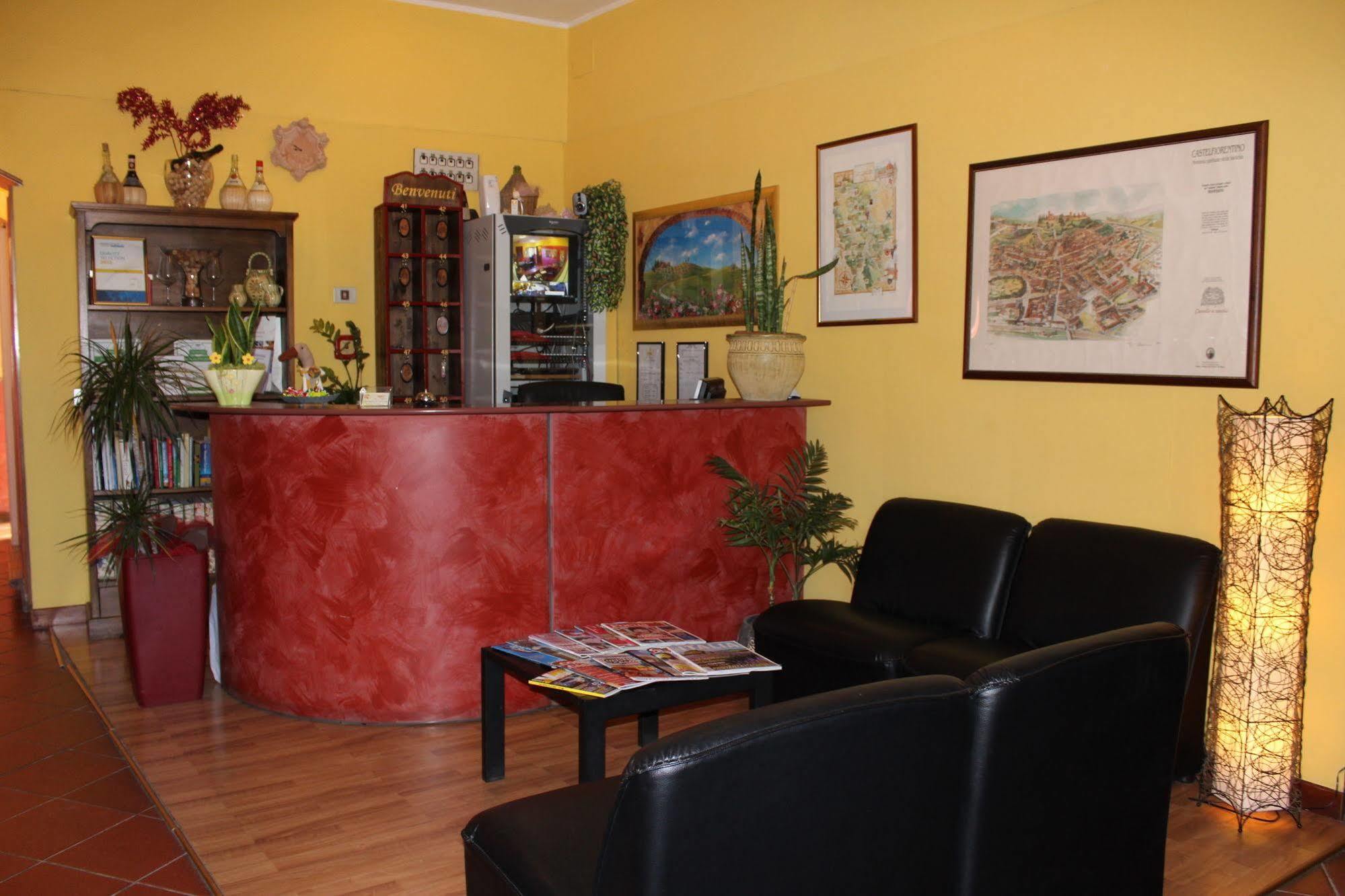 Albergo La Pieve Castelfiorentino Bagian luar foto