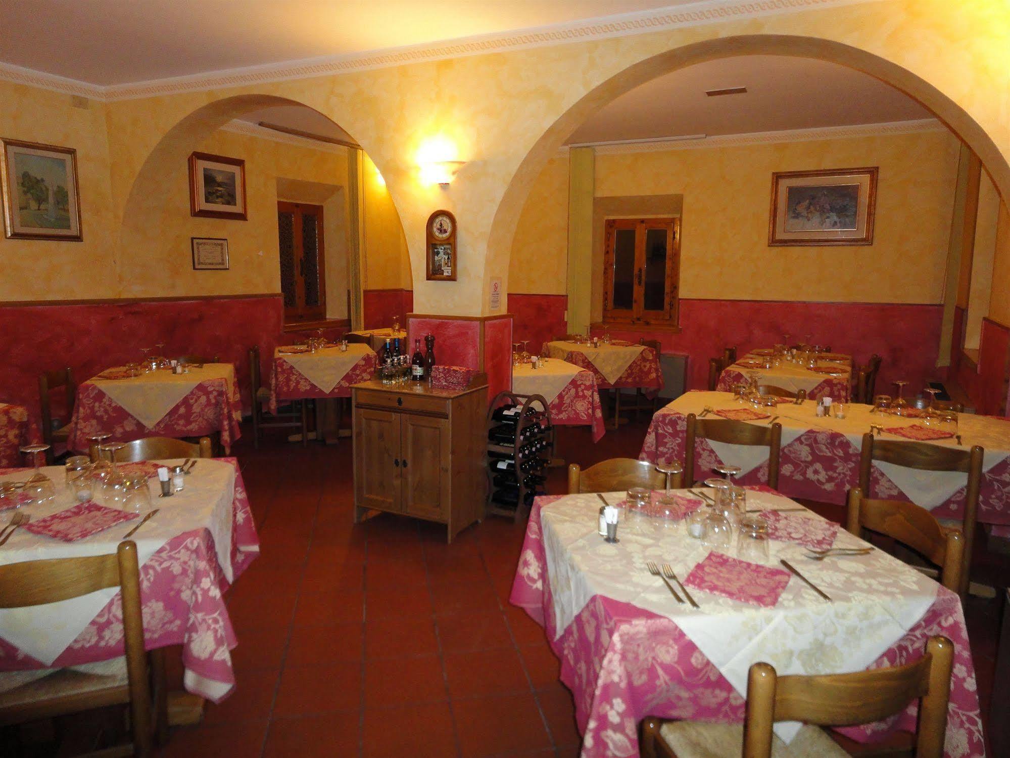 Albergo La Pieve Castelfiorentino Bagian luar foto