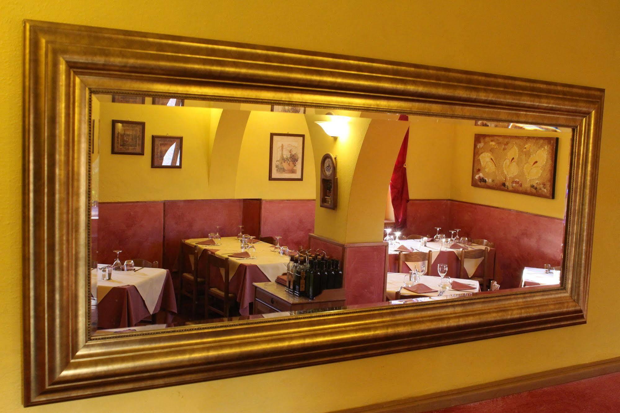 Albergo La Pieve Castelfiorentino Bagian luar foto