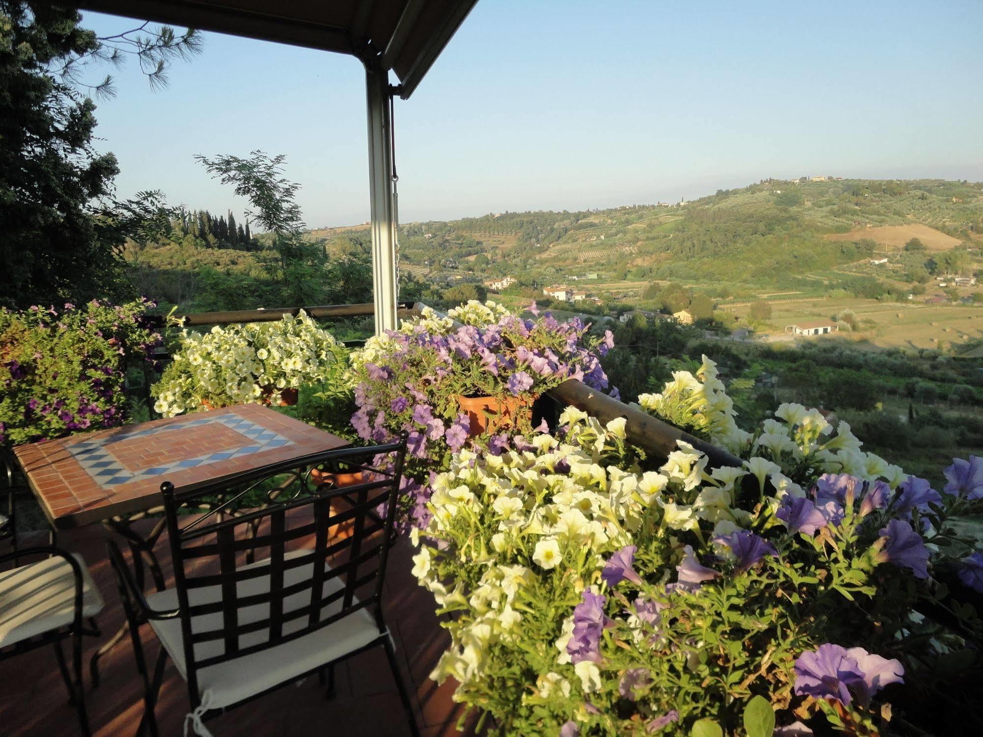 Albergo La Pieve Castelfiorentino Bagian luar foto