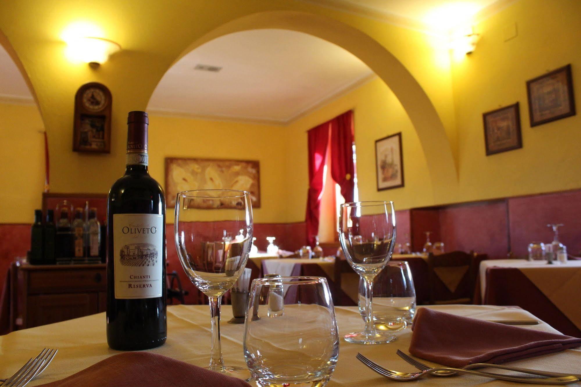 Albergo La Pieve Castelfiorentino Bagian luar foto